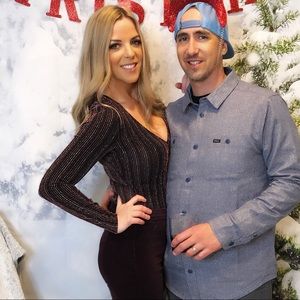 Meet your Posher, Hilary